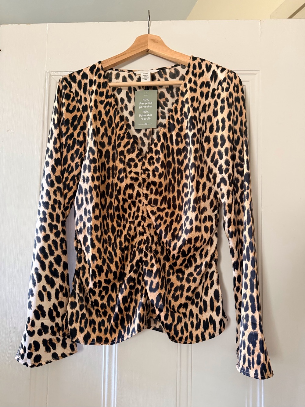 H&M Leopard Print V-Neck Long Sleeve Top - Black and Brown